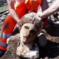 Romā atrasta 2000 gadu veca Dionīsa galva