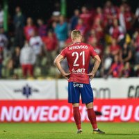 Gutkovskis ar zaudējumu atgriežas ekstraklasē; Ikaunieka komandai sagrāve Čehijā