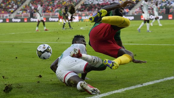 Futbols, Āfriks Nāciju kauss, Kamerūna, Burkinafaso