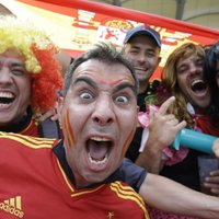 No Francijas izraidīti arī 11 spāņu futbola fani