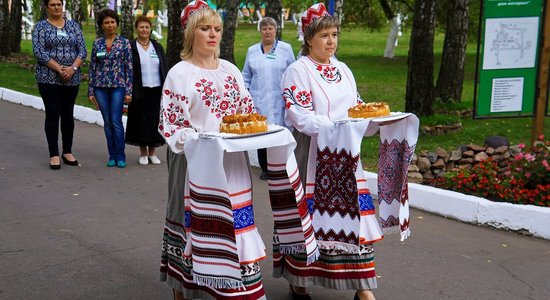 "Похоже на тот самый СССР". Почему жители Латвии и Эстонии сметают путевки в Беларусь?