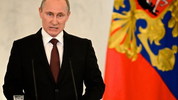 Putins paziņo par Krimas uzņemšanu Krievijas sastāvā  - 1