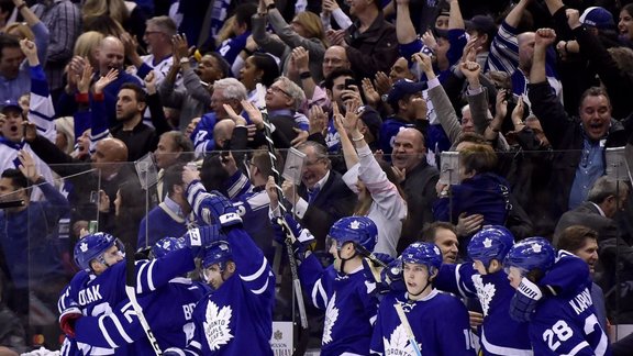 Toronto Maple Leafs celebrate goal by center Auston Matthews