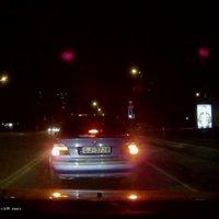 ВИДЕО: Непредсказуемый маневр водителя BMW едва не привел к аварии