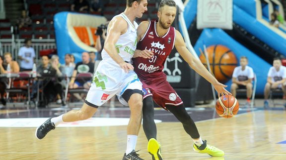 Latvijas basketbola izlase pārbaudes spēlē apspēlē Slovēniju - 28