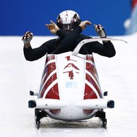 Pekinā pirmos divus braucienus divniekos aizvadīs Latvijas bobslejisti