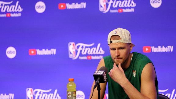 Kristaps Porziņģis, Celtics, NBA