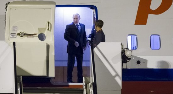 Второй визит Путина с начала войны. О чем и с кем он будет говорить в Иране