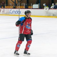 'Zemgale'/LLU hokejisti virslīgas mačā ar grūtībām pieveic 'Rīga'
