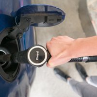 Rosina pārdalīt 6887 eiro, lai VVD uzticētu no degvielas piegādātājiem saņemto datu apkopošanu