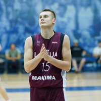 Latvijas U-18 basketbolisti Eiropas čempionāta B divīzijas turnīra pirmajā spēlē uzvar beļģus