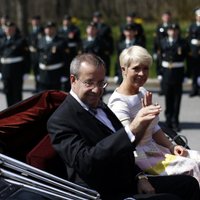 Igaunijas prezidents nolēmis šķirties no savas Evelīnas