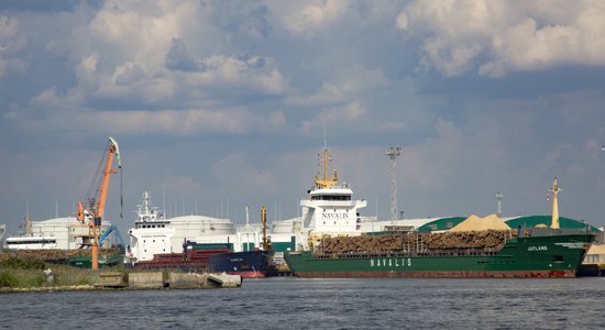 Закрытие доступа к портам ЕС для судов из России не повлияет на Ригу и Лиепаю