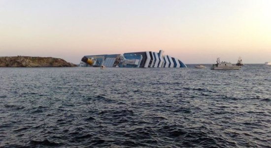 К оператору Costa Concordia подан коллективный иск