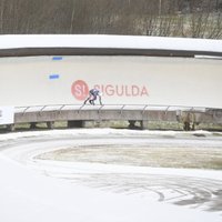 Pasaules kausa posms Siguldā: siltie laika apstākļi kamaniņu braucēju treniņus neietekmēs