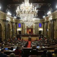 Katalonijas parlaments atliek balsojumu par jauno reģiona valdības vadītāju