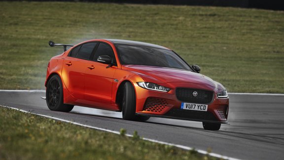 Jaguar XE SV Project 8