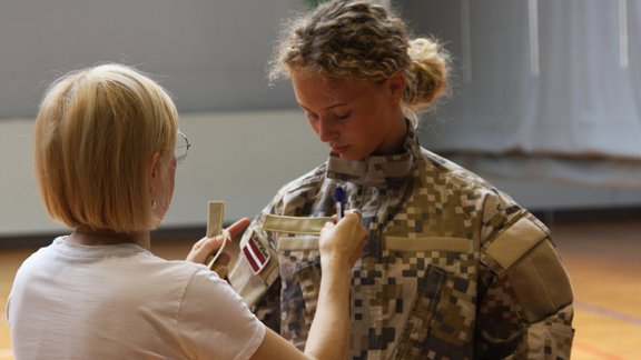 Rezervistu militārās apmācības ceturto kursu uzsāk 35 rezervisti - 15