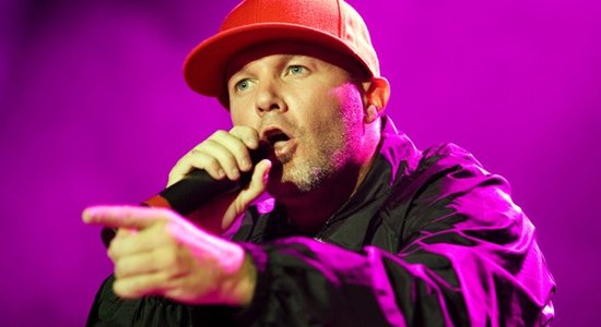 Grupas 'Limp Bizkit' solistam aizliegts iebraukt Ukrainā