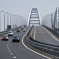 ES noteikusi sankcijas sešām kompānijām par Kerčas tilta būvniecību