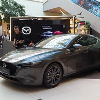 Foto: Latvijā prezentēts jaunais 'Mazda3' hečbeks