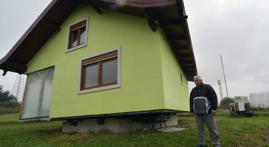 Vīrietis uzbūvē rotējošu māju, jo sieva nevar izlemt par skatu pa logu