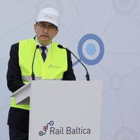 Силиня удивлена, что во времена министра сообщения Линкайтса правительство не было информировано о Rail Baltica