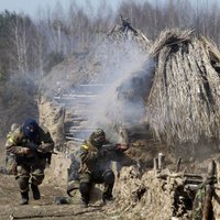 Газета: Латвийцы все меньше готовы защищать свою страну сами