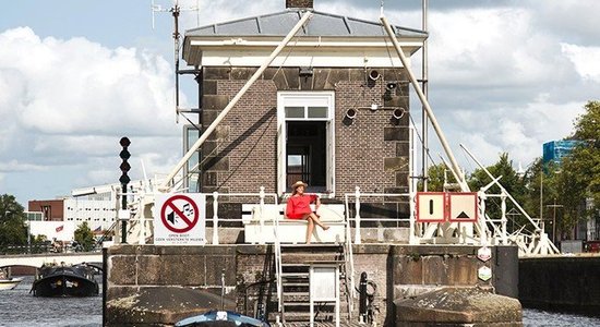 Izkaisītas pa visu pilsētu: neparastas naktsmītnes Amsterdamā