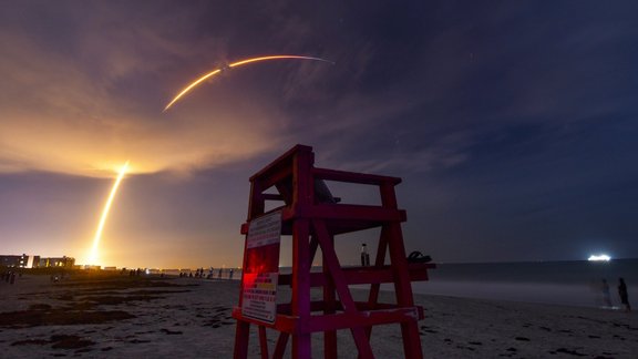 Falcon 9 starts