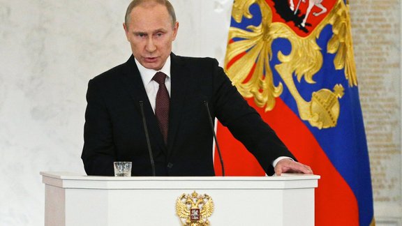 Putins paziņo par Krimas uzņemšanu Krievijas sastāvā  - 3