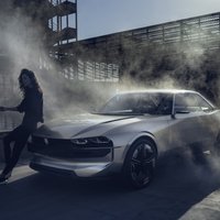 'Peugeot' izstrādājis bezpilota elektroauto konceptu 'e-Legend'