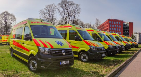 NMPD пожертвует Украине 61 карету скорой помощи