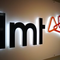 Латвия отказалась объединять Lattelecom с LMT