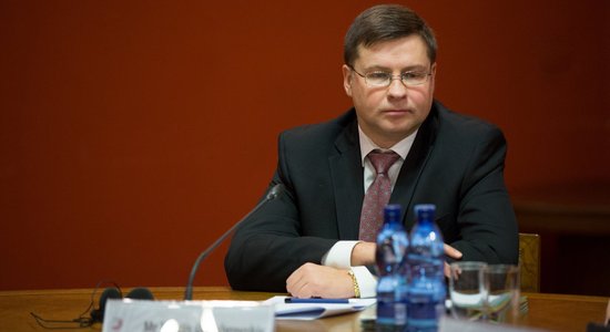 Likvidējot Valsts būvinspekciju, tās funkcijas nepazuda, skaidro Dombrovskis