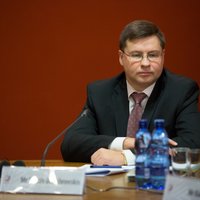 Dombrovskis: EK aprēķini rāda, ka Krievijā ir nopietnas ekonomikas problēmas
