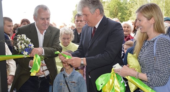 Talsos atklāj daudzfunkcionālo 'Jāņa centru'