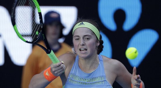Остапенко вышла во второй круг Australian Open, Севастова проиграла на старте