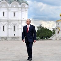 Интервью Путина Стоуну: о Чечне, США, Горбачеве, дочках и зятьях
