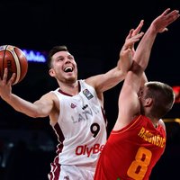 Сборная Латвии выиграла в Черногории, но на чемпионат мира не попала