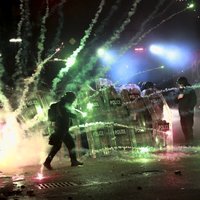 Video: Gruzijā trešo nakti nerimst protesti pret sarunu apturēšanu par iestāšanos ES