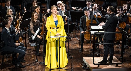 Foto: Liepāja Eiropas uzmanības centrā – Berlīnes filharmoniķi un Elīna Garanča 'Lielajā dzintarā'