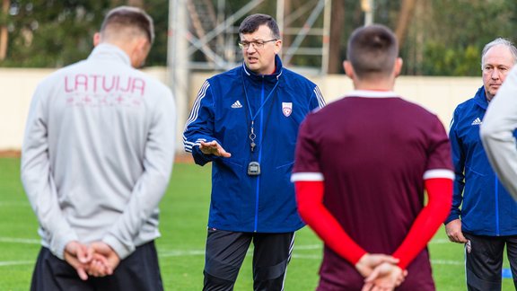 Futbols, Latvijas futbola izlases treniņš - 3