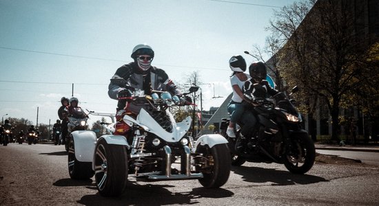 Sestdien Rīgā ar motociklu parādi atklās motosezonu