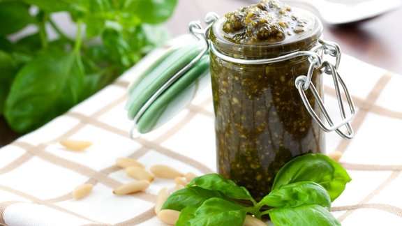 bazilika pesto