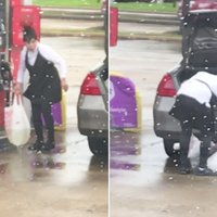 Video: Sieviete ASV degvielu lej maisiņā un liek auto bagāžniekā