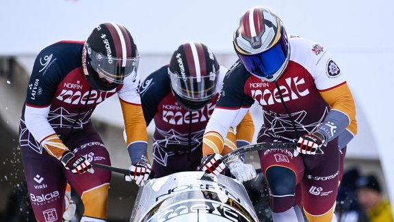 Kalendas četrinieks Pasaules kausa bobslejā pēdējā posmā ieņem desmito vietu