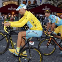 Нибали победой на "Тур де Франс" вошел в историю велоспорта