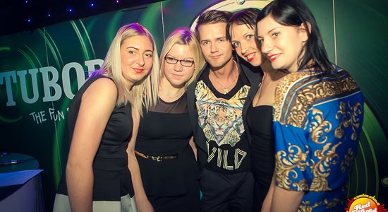 Nikolajs Puzikovs iekvēlina liepājnieces