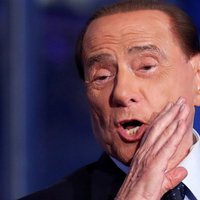 Берлускони получил три миллиона евро в наследство от своей секретарши